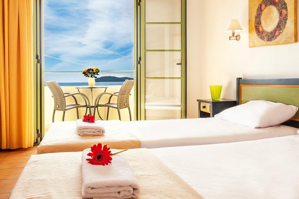 Hotel Dafni Скіатос Номер фото